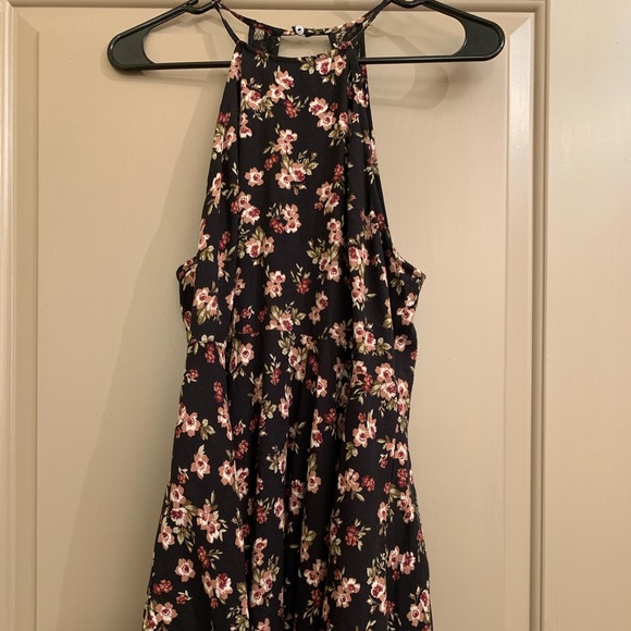 Forever 21 Casual Floral Dress - Picture 1 of 6